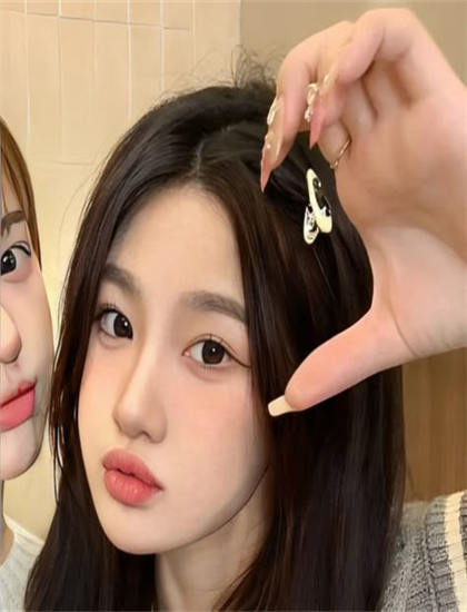 AI免費打造專業寫真大片_銷魂老女人老泬